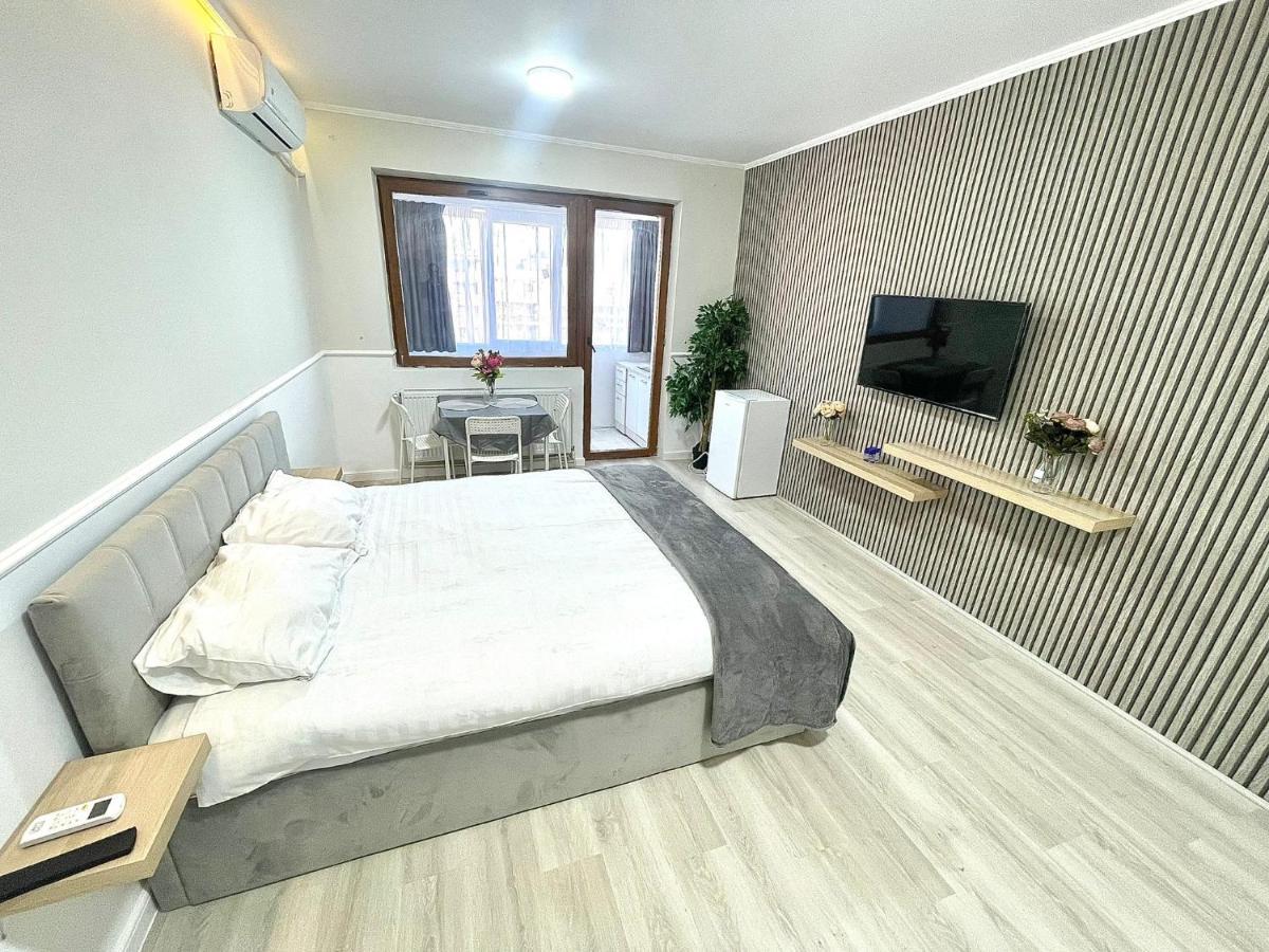 Baneasa Luxury Apartaments Bukarest Eksteriør billede