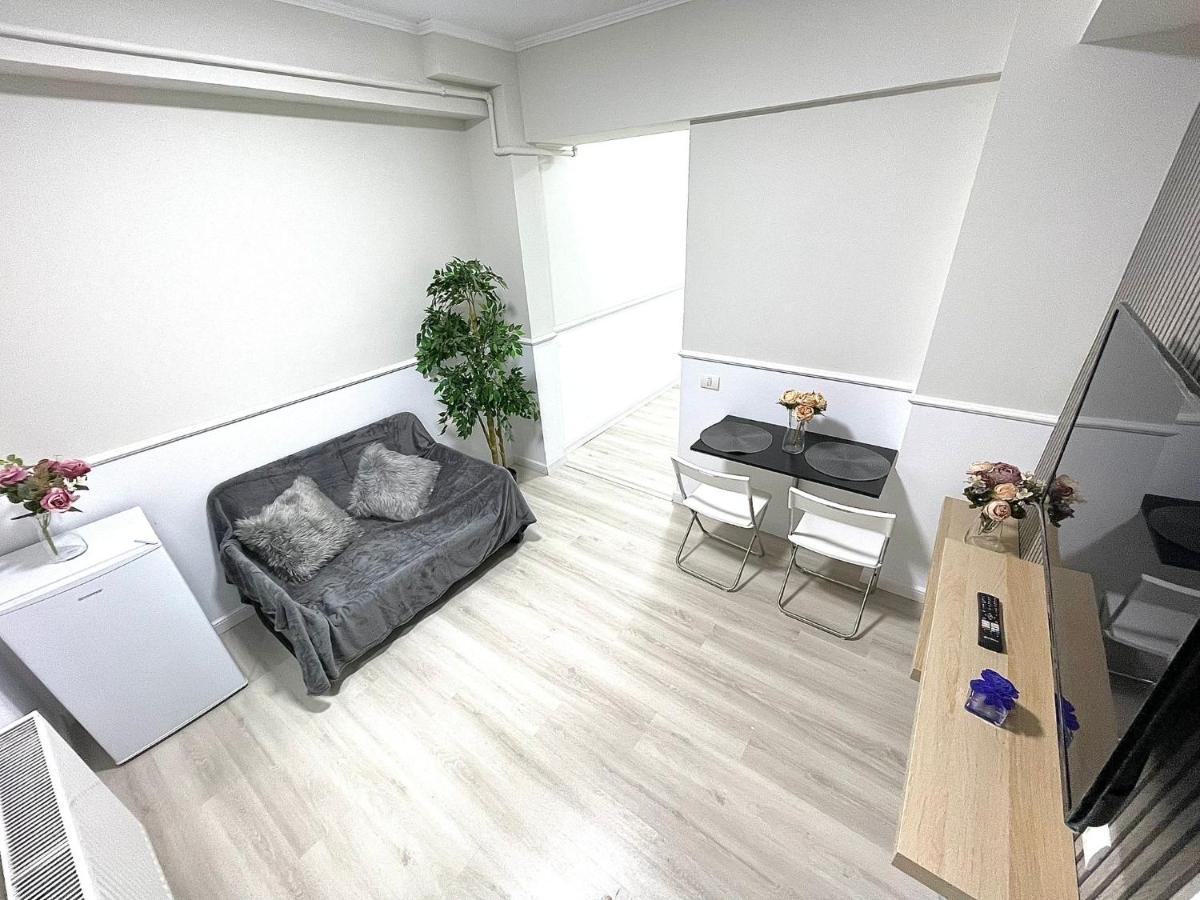 Baneasa Luxury Apartaments Bukarest Eksteriør billede