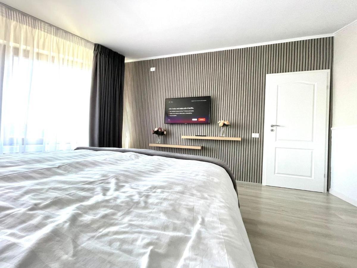 Baneasa Luxury Apartaments Bukarest Eksteriør billede