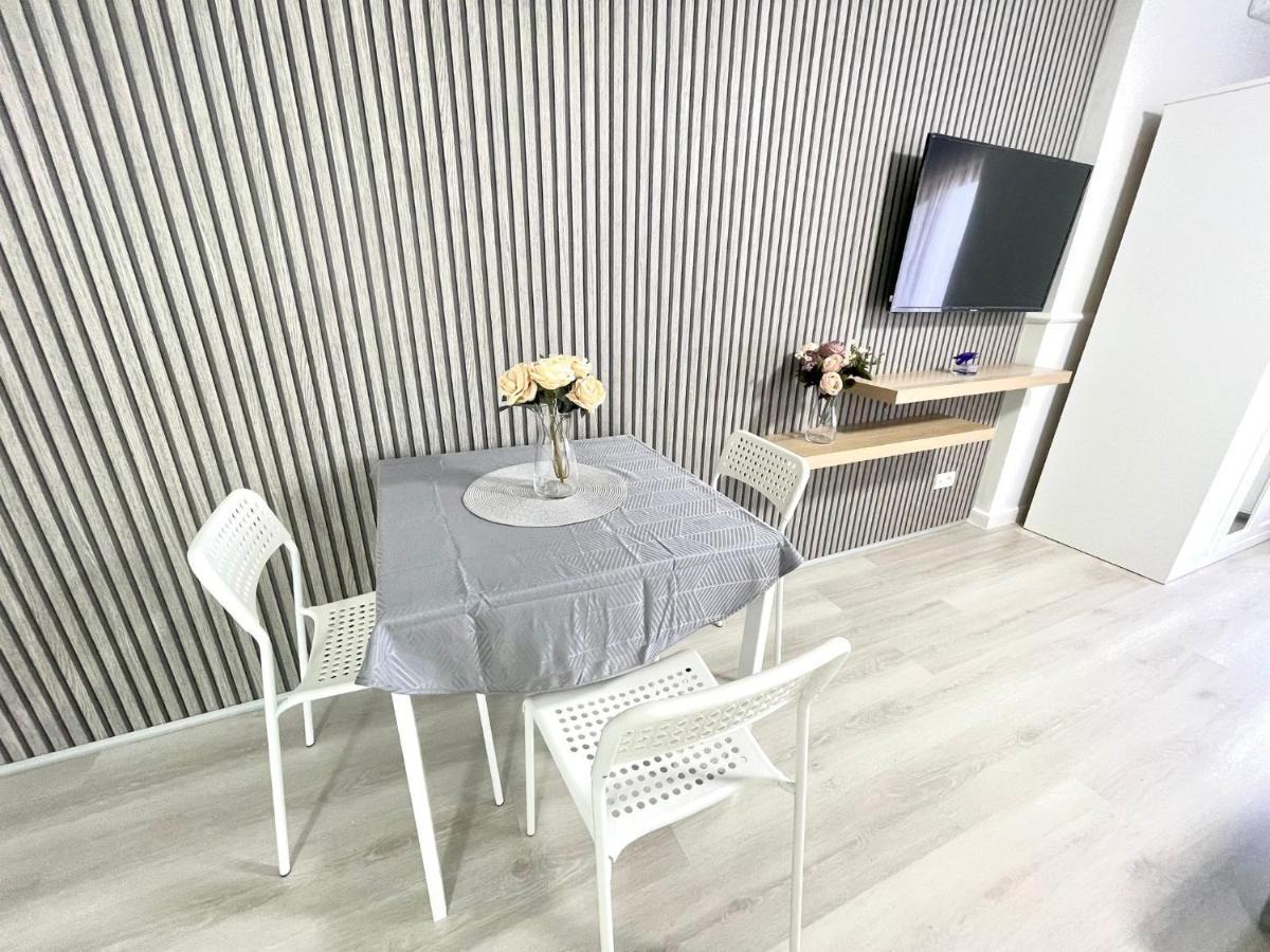 Baneasa Luxury Apartaments Bukarest Eksteriør billede