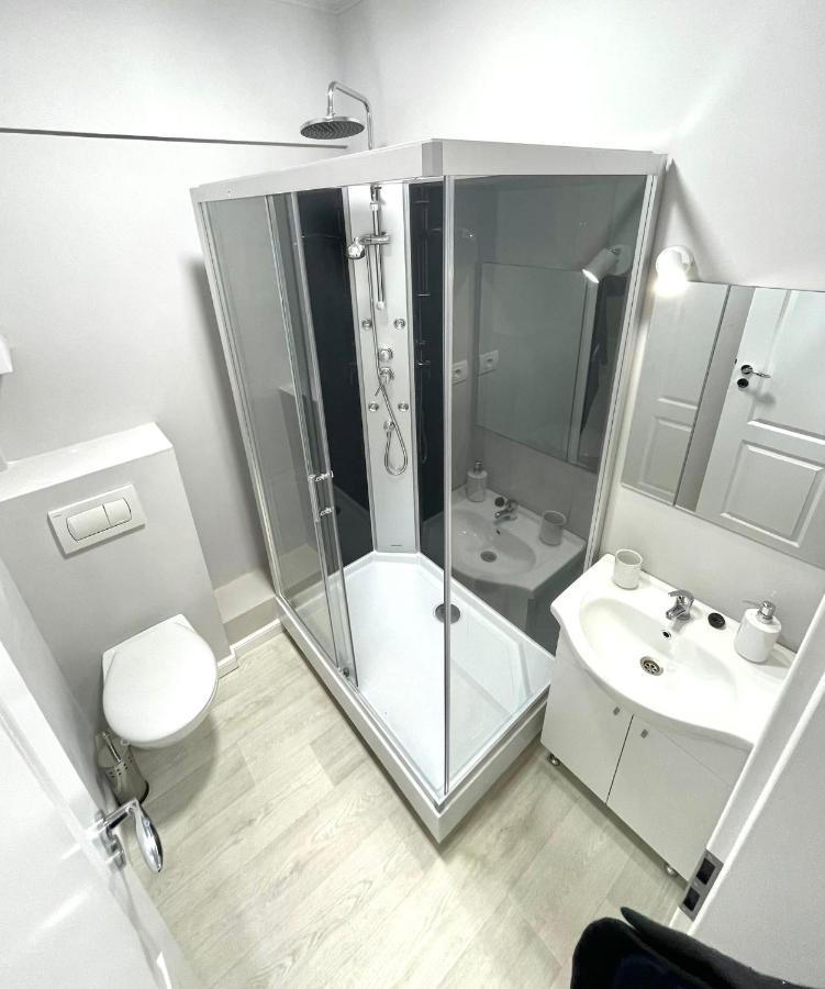 Baneasa Luxury Apartaments Bukarest Eksteriør billede