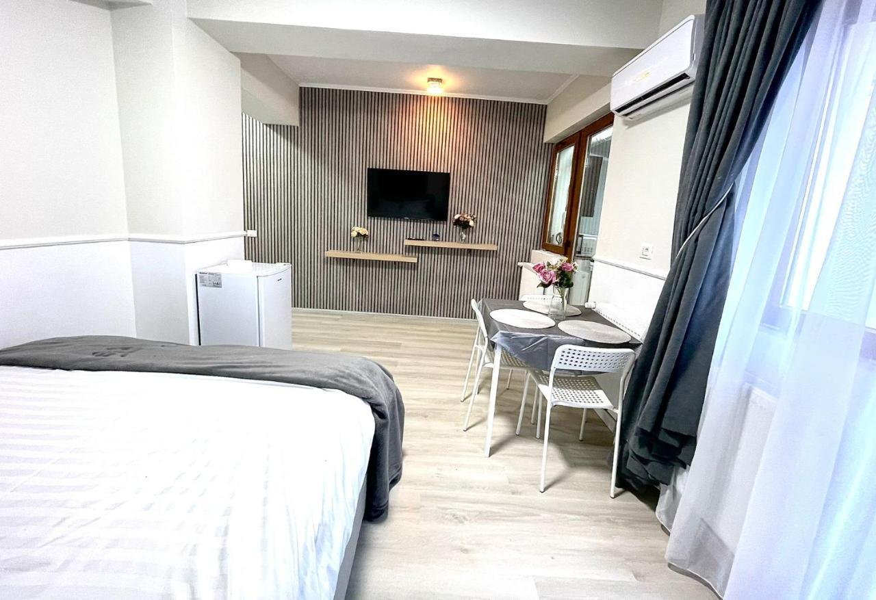 Baneasa Luxury Apartaments Bukarest Eksteriør billede