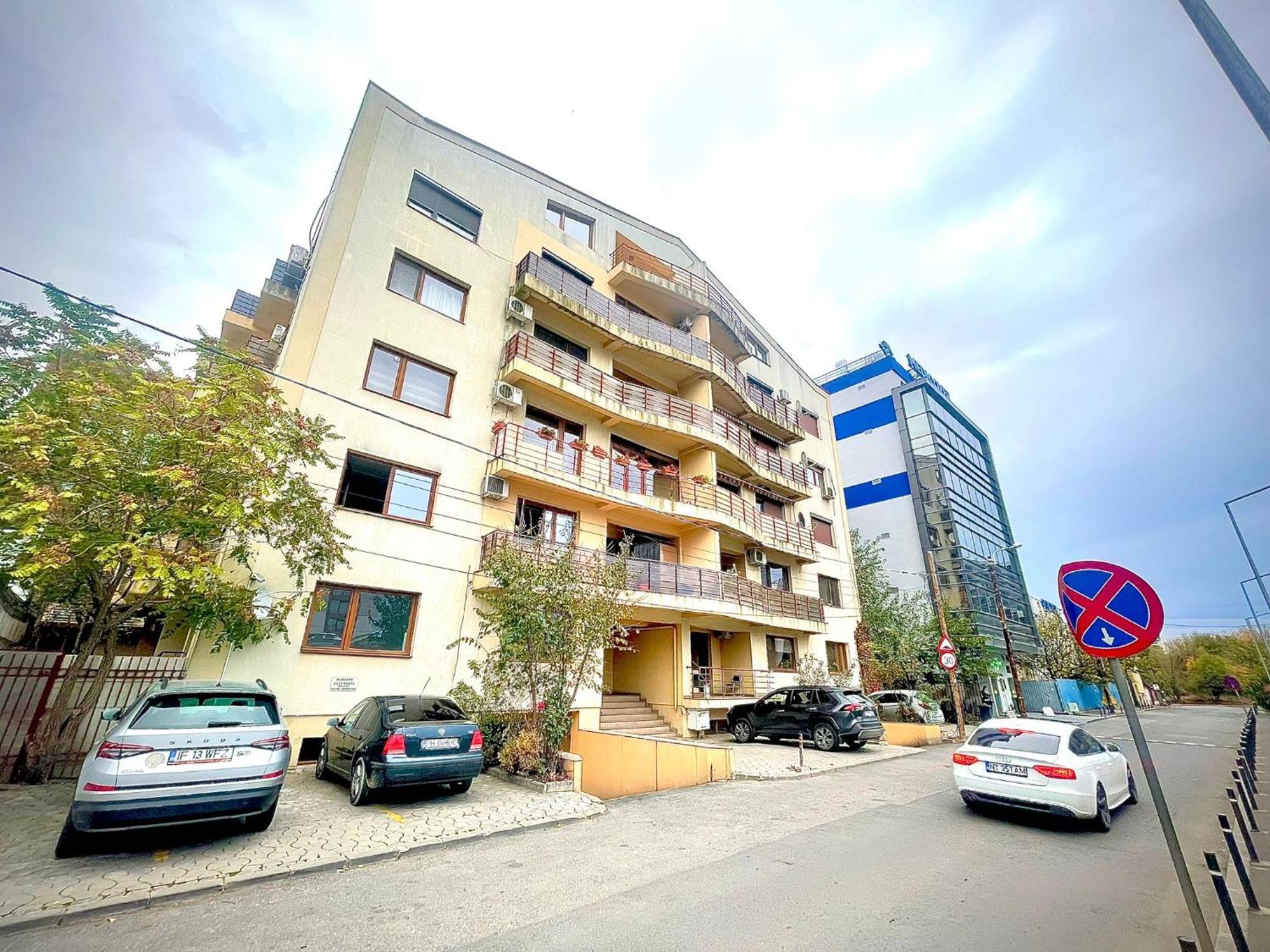 Baneasa Luxury Apartaments Bukarest Eksteriør billede