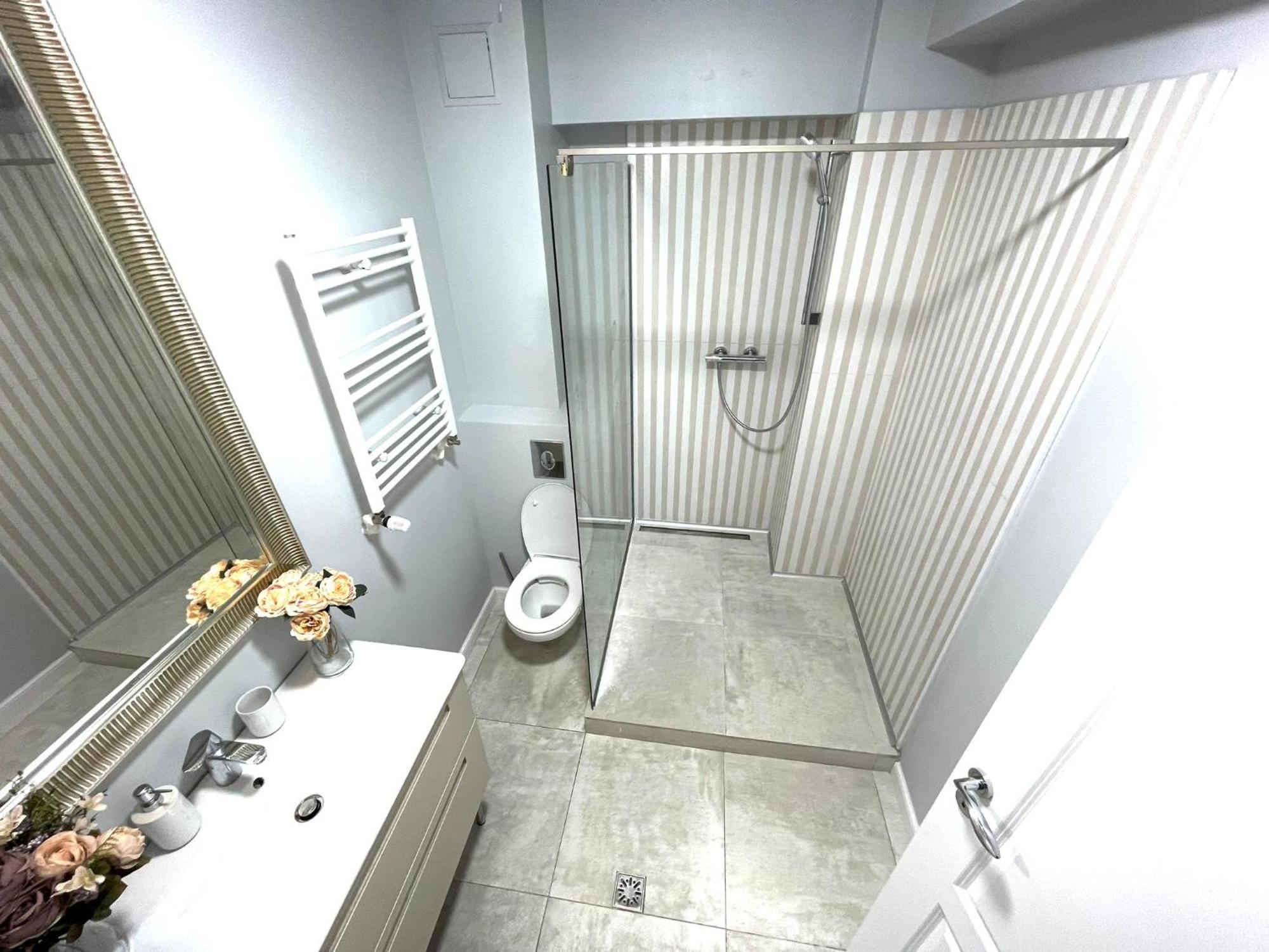 Baneasa Luxury Apartaments Bukarest Eksteriør billede
